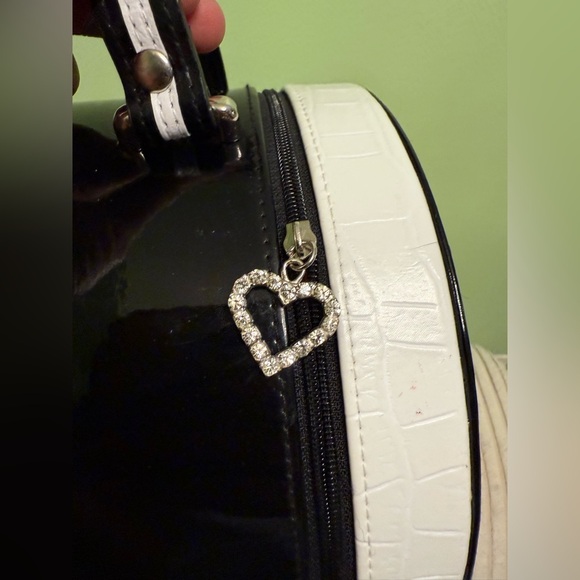 Black Round Handbag with pink silk polka dots lining - Picture 4 of 9